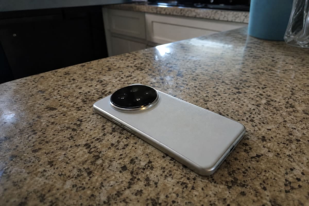 Customer photo — Xiaomi 15 Ultra
